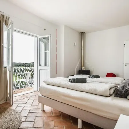 Casa Kalu Bed & Breakfast